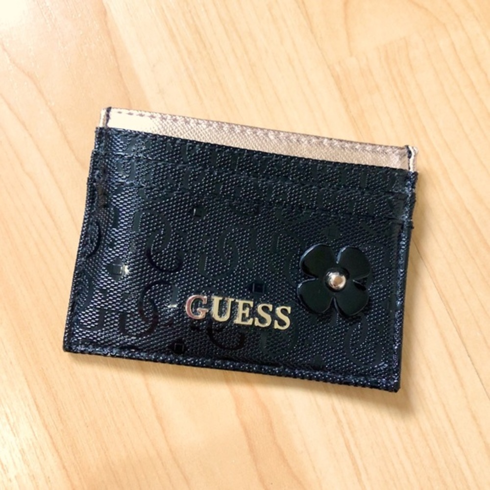 COPY - Guess Card Holder‎